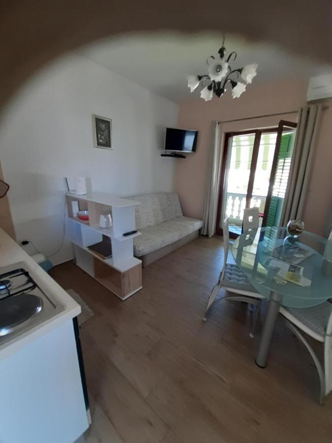 Apartman Barbir Sukošan 외부 사진